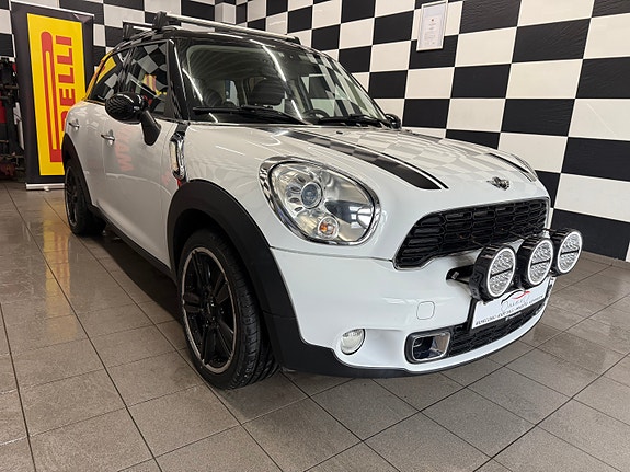 MINI Countryman-Serie 5 of 5