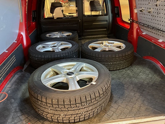 Volkswagen Caddy Maxi 22 of 28