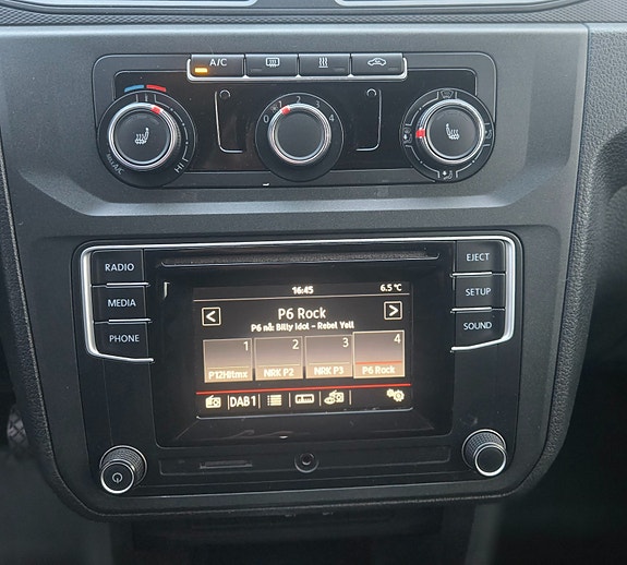Volkswagen Caddy Maxi 23 of 28