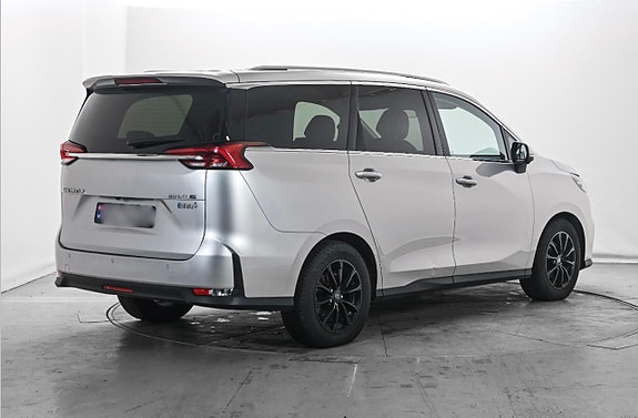 Maxus Euniq 5 5 of 5