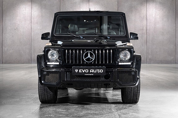 Mercedes-Benz Geländewagen 3 of 5