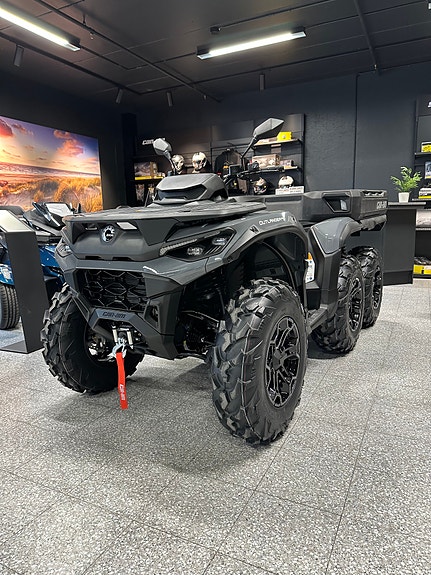 Can-Am Outlander 6x6 850 DPS 3 of 11