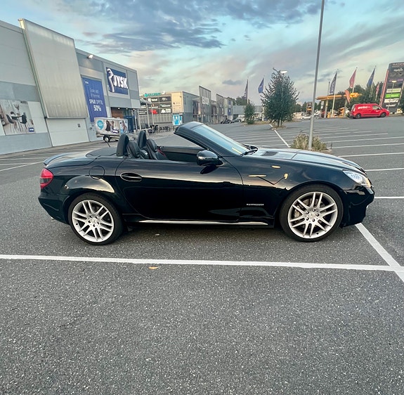 Mercedes-Benz SLK200 28 of 30