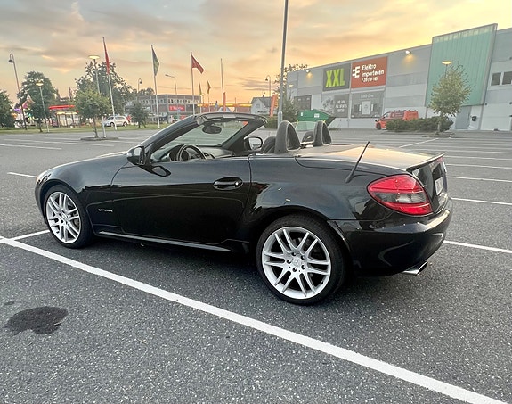 Mercedes-Benz SLK200 23 of 30