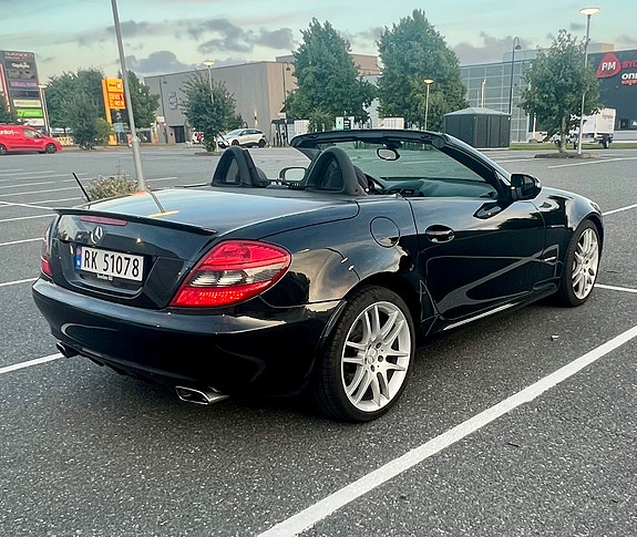 Mercedes-Benz SLK200 27 of 30