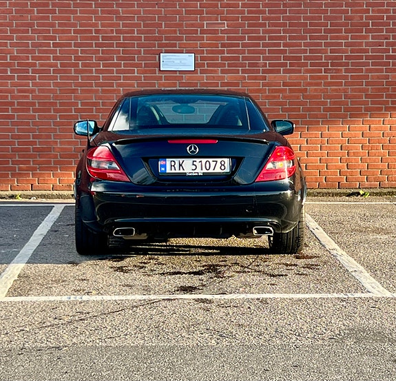 Mercedes-Benz SLK200 12 of 30