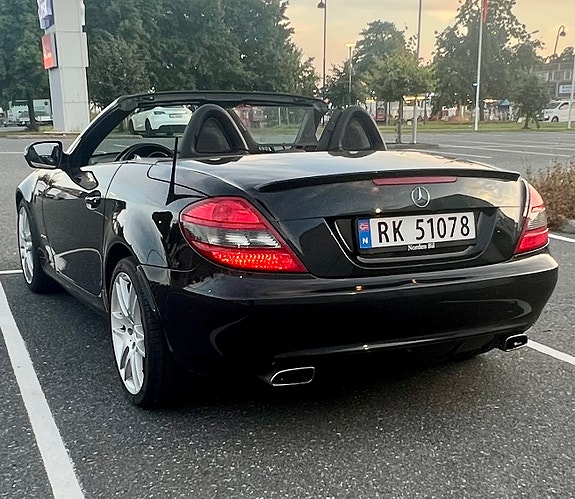 Mercedes-Benz SLK200 25 of 30