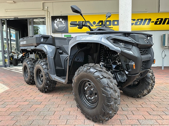 Can-Am Outlander MAX 700Dps 6x6 17 of 20