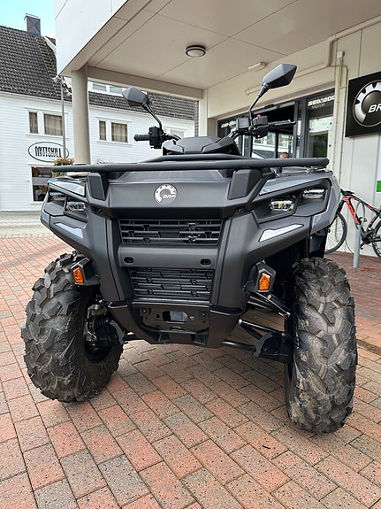Can-Am Outlander MAX 700Dps 6x6 15 of 20