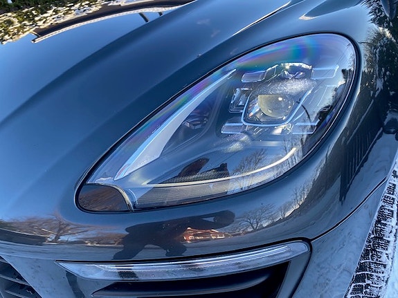 Porsche Macan 14 of 20