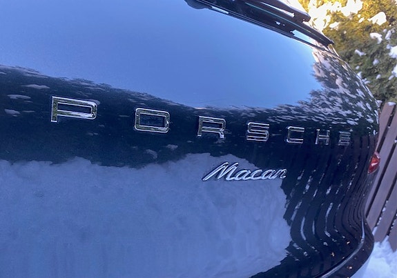 Porsche Macan 15 of 20