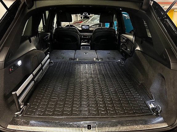 Audi Q7 18 of 30