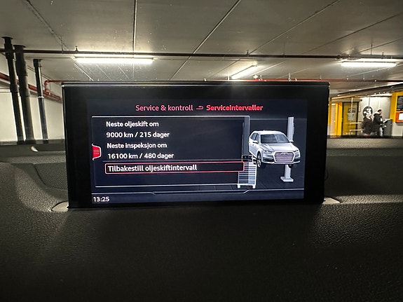 Audi Q7 30 of 30
