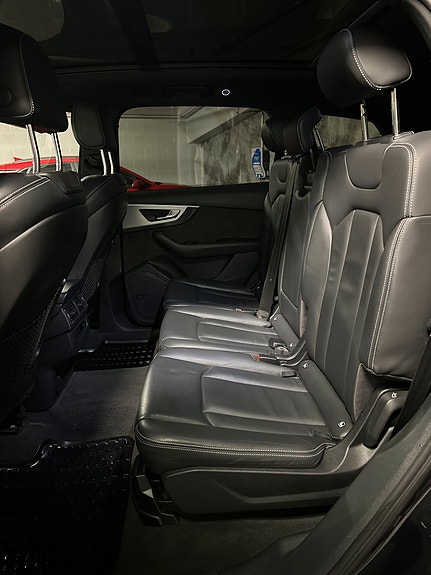 Audi Q7 13 of 30