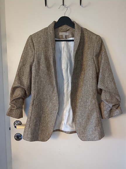 H&M Beige Blazer Dame Str 36 FINN-torget