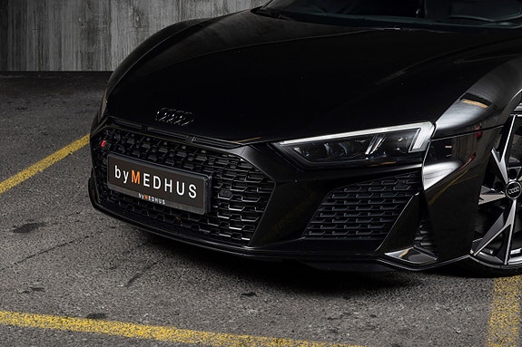 Audi R8 10 of 30