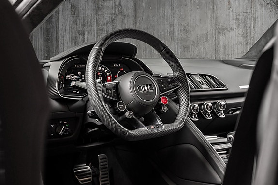 Audi R8 22 of 30