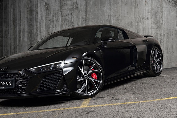 Audi R8 12 of 30