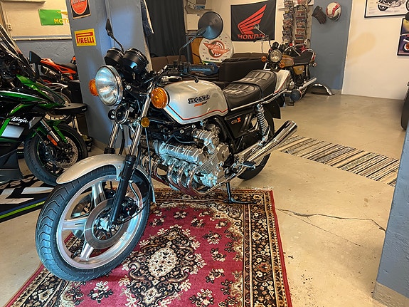 Honda CBX 2 of 5