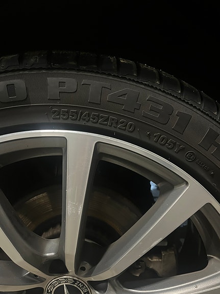 Mercedes-Benz GLC350 e 12 of 23
