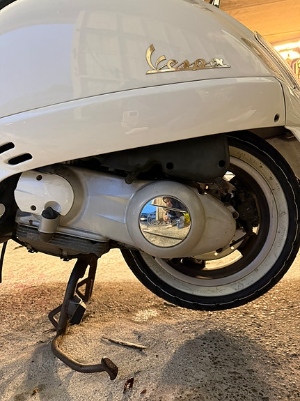 Vespa Granturismo 250 8 of 20
