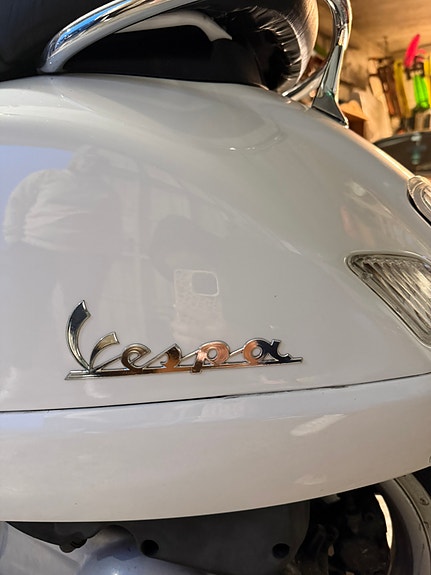 Vespa Granturismo 250 4 of 20