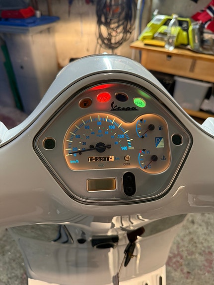 Vespa Granturismo 250 15 of 20
