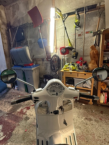 Vespa Granturismo 250 6 of 20