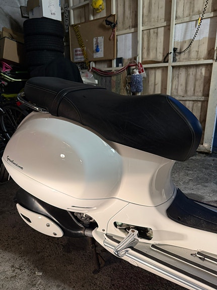 Vespa Granturismo 250 10 of 20