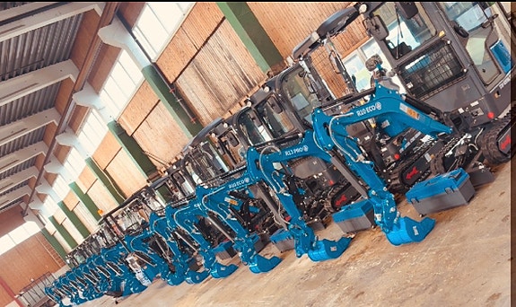 Rippa R18PRO, 1.9tonn med kubota motor D902 og hytte. 16 of 22