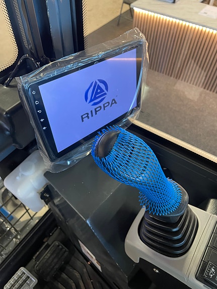 Rippa R18PRO, 1.9tonn med kubota motor D902 og hytte. 10 of 22