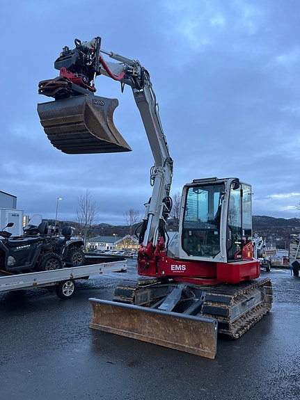Takeuchi TB280FR 4 of 5