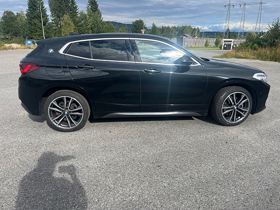 BMW X2 4 of 19