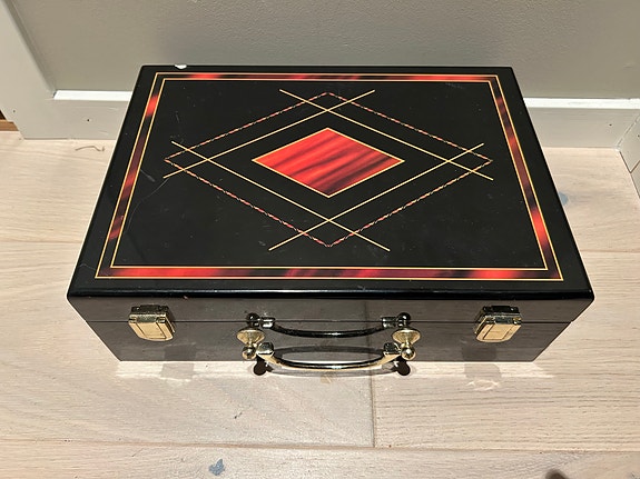 Product image 8 of 9