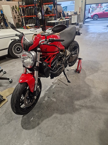 Ducati Monster 821 3 of 22