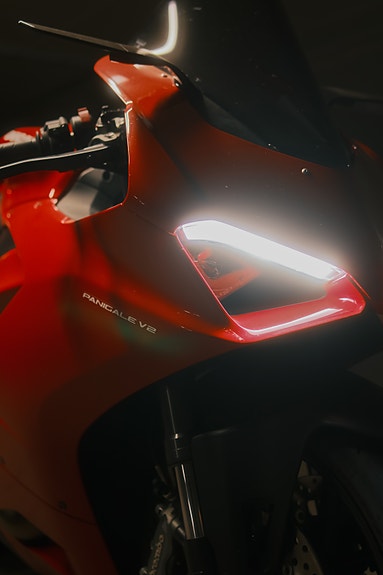 Ducati Panigale V2 8 of 11