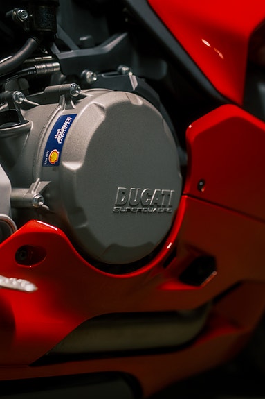 Ducati Panigale V2 7 of 11