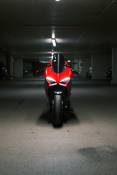 Ducati Panigale V2 6 of 11