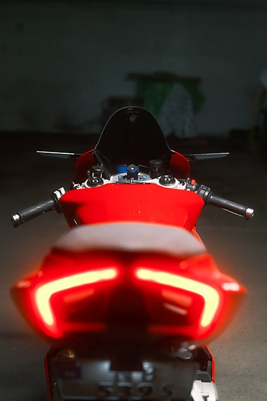 Ducati Panigale V2 9 of 11