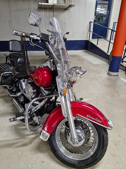 Harley-Davidson FLSTC Heritage Softail Classic 9 of 9
