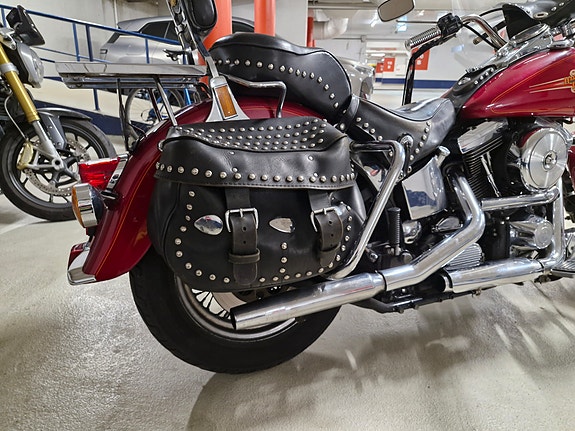 Harley-Davidson FLSTC Heritage Softail Classic 5 of 9