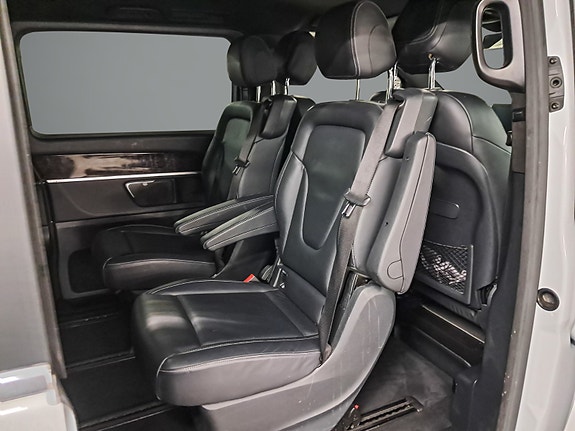 Mercedes-Benz V-Klasse 28 of 30