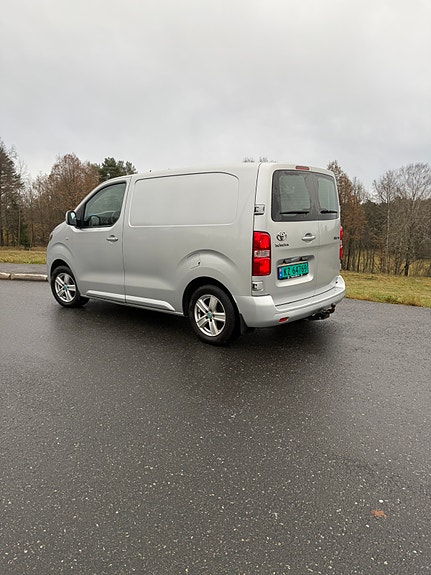 Toyota Proace 4 of 23