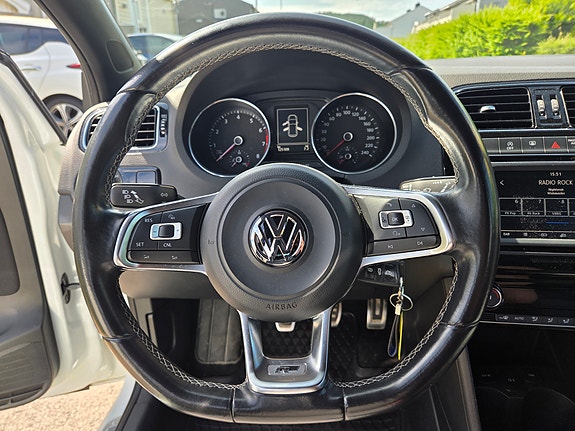 Volkswagen Polo 20 of 22