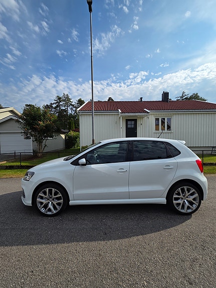 Volkswagen Polo 13 of 22