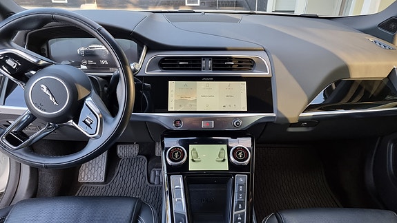 Jaguar I-PACE 5 of 5
