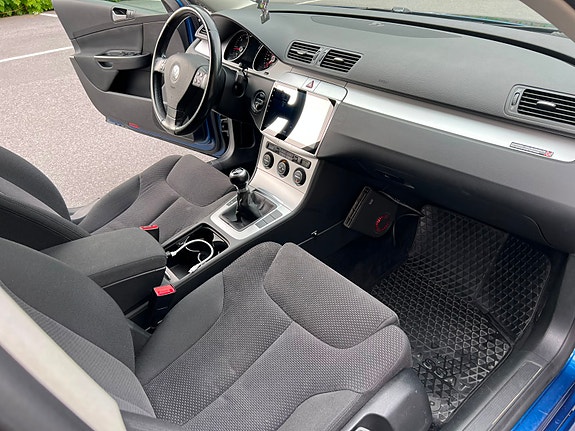Volkswagen Passat 8 of 10