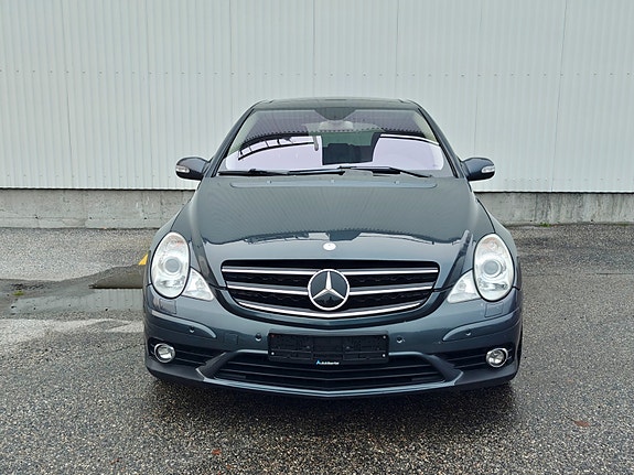 Mercedes-Benz R350 2 of 5