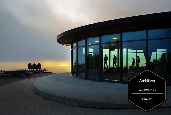 Fjell Festning – Kanontårnet
Kanonen som stod her hadde skuddfelt i 360 grader. Overbygget gir utsyn i hele skuddfeltet.