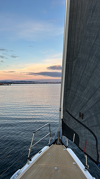 Elan GT5 Electric – Oceanvolt Twin ServoProp – svært velutstyrt 7 of 30
